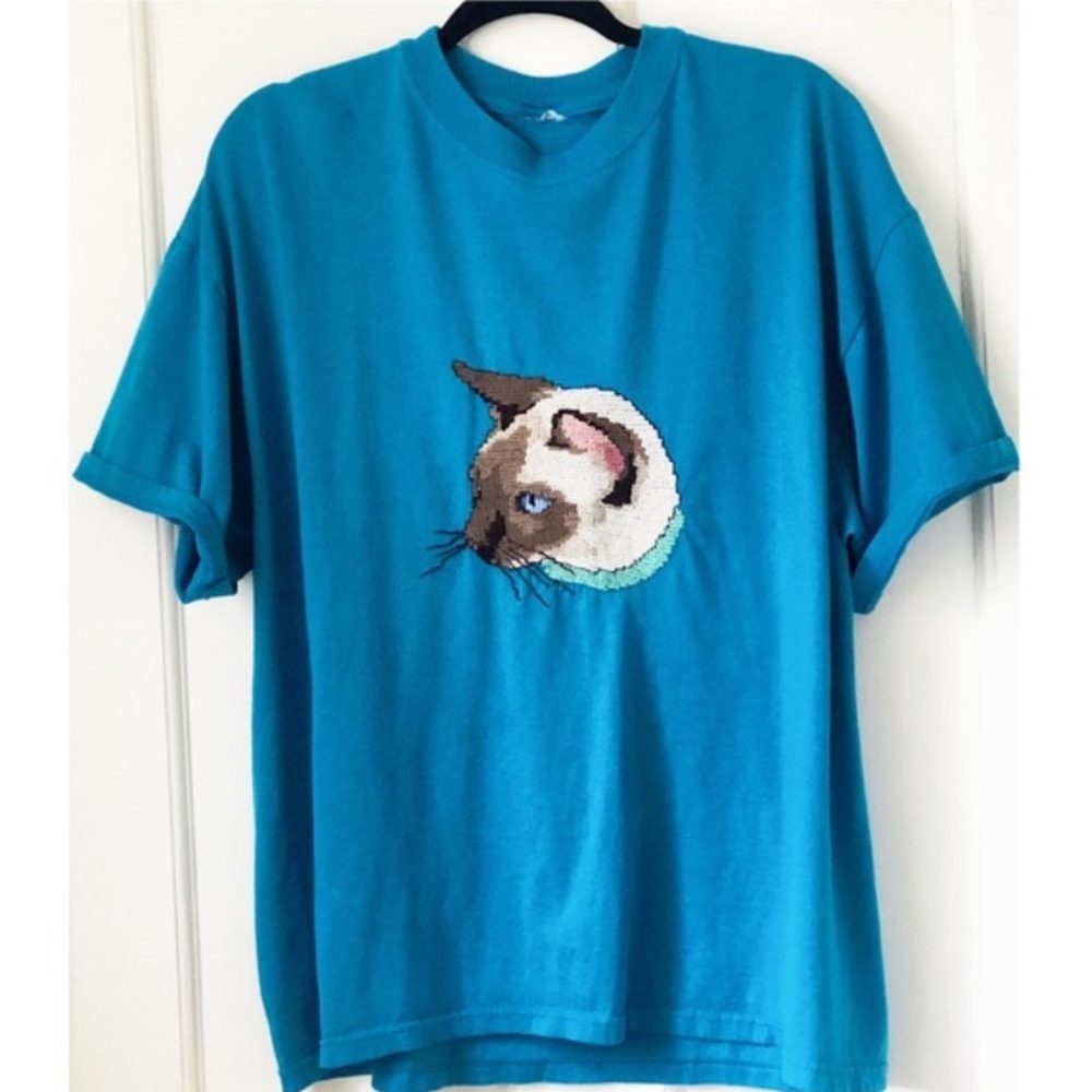 Vintage Needlepoint Cat T-shirt